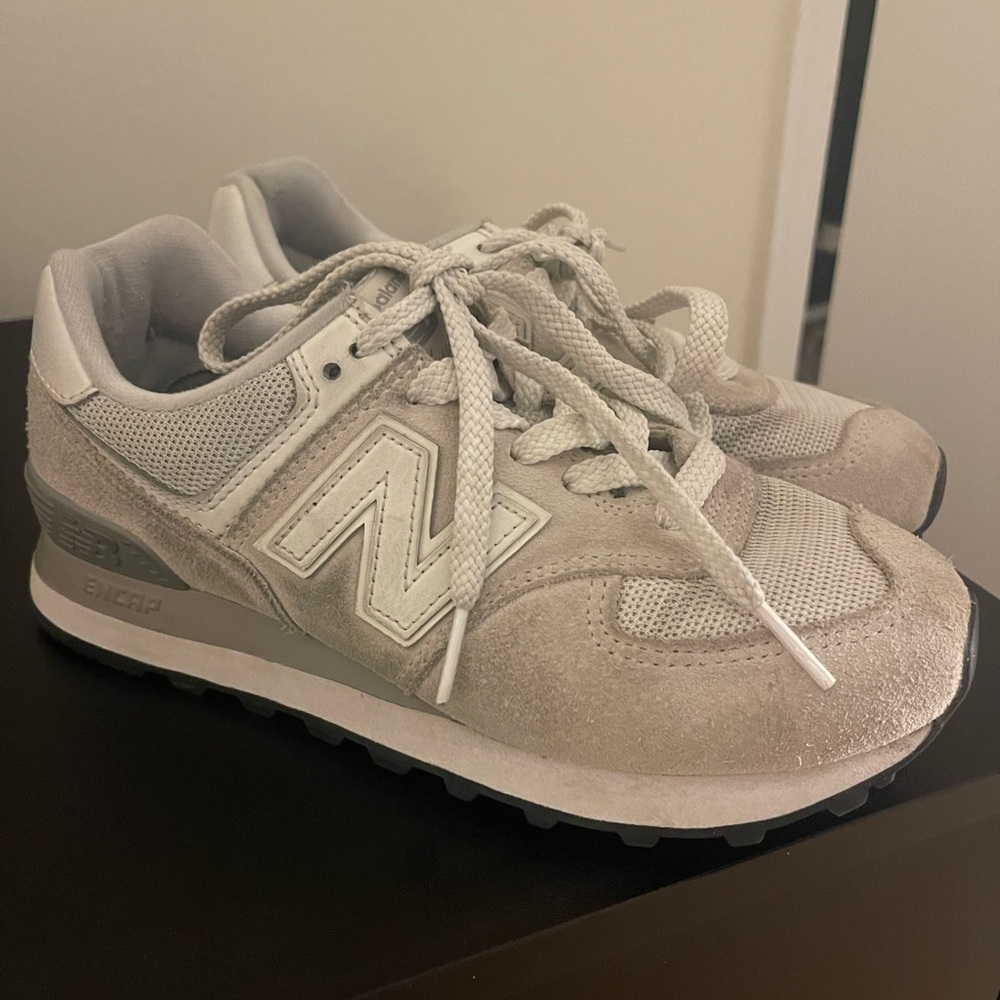 New balance 574 nimbus cloud white size 6